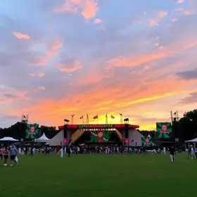 opções de hospedagem Lollapalooza 2026