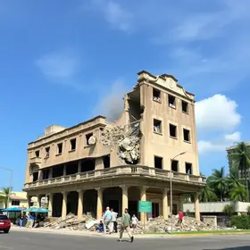 demolição clube bahamas